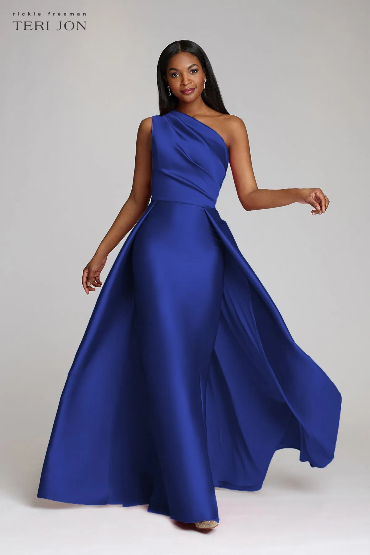 One Shoulder Stretch Gazar Gown